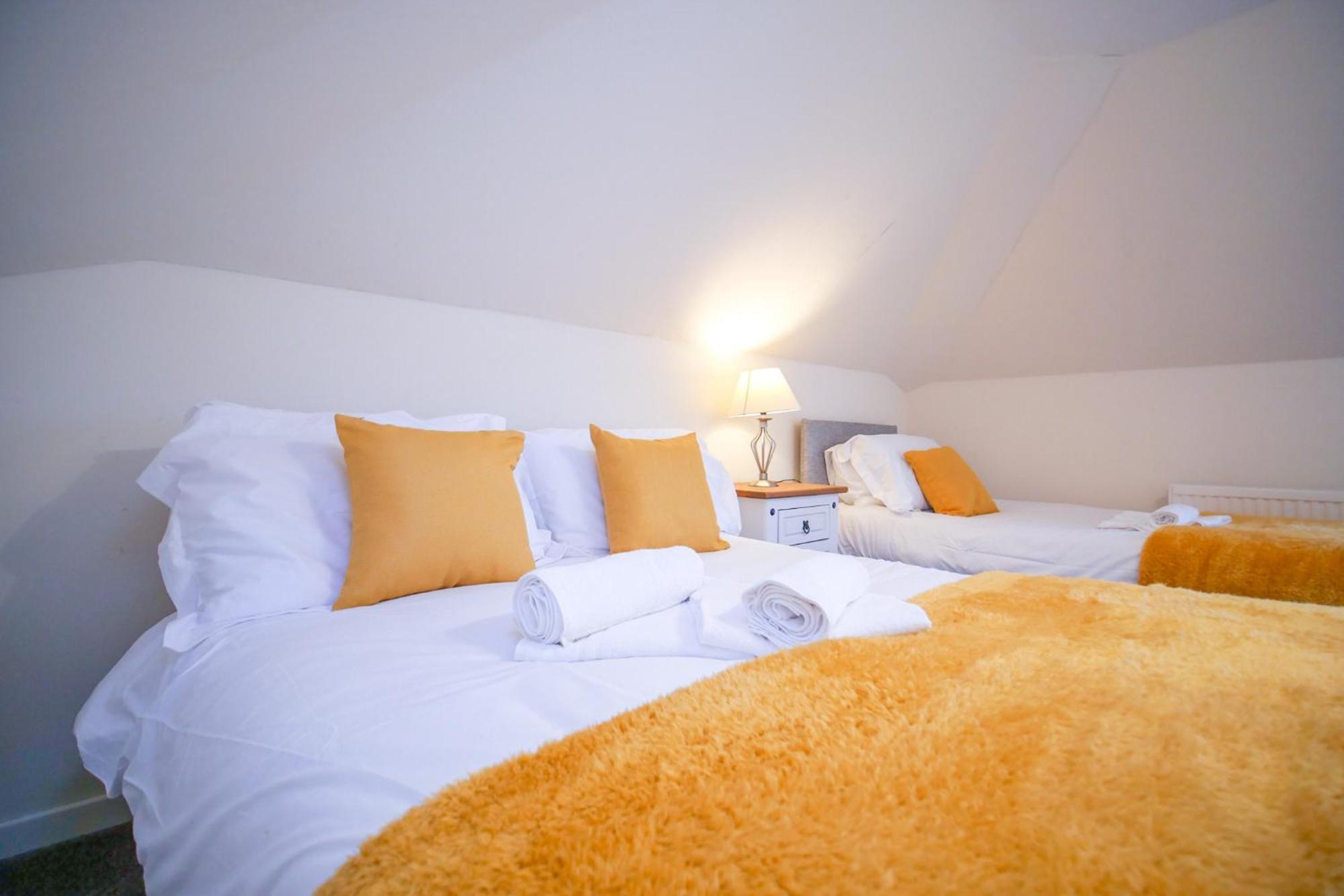 Lochlash 3 Bedroom House Inverness Luaran gambar