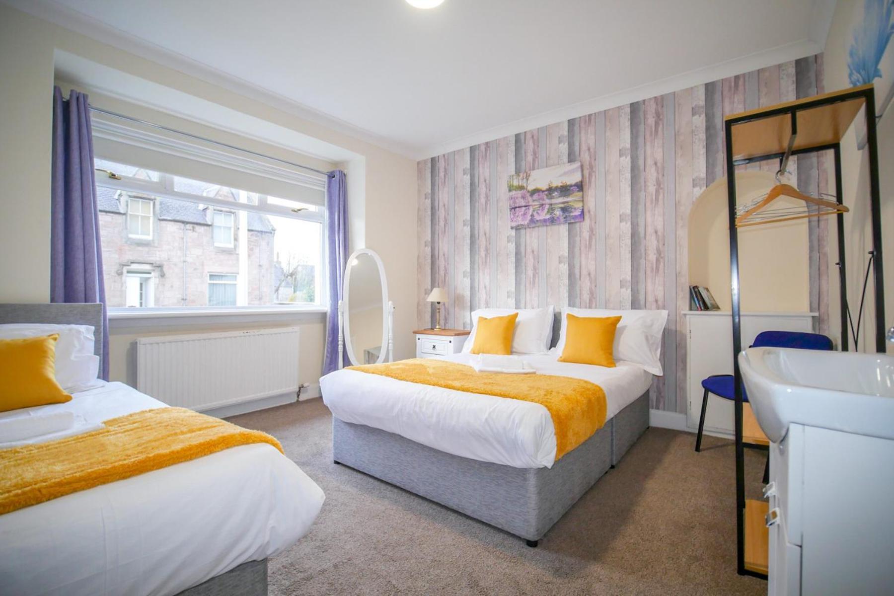 Lochlash 3 Bedroom House Inverness Luaran gambar