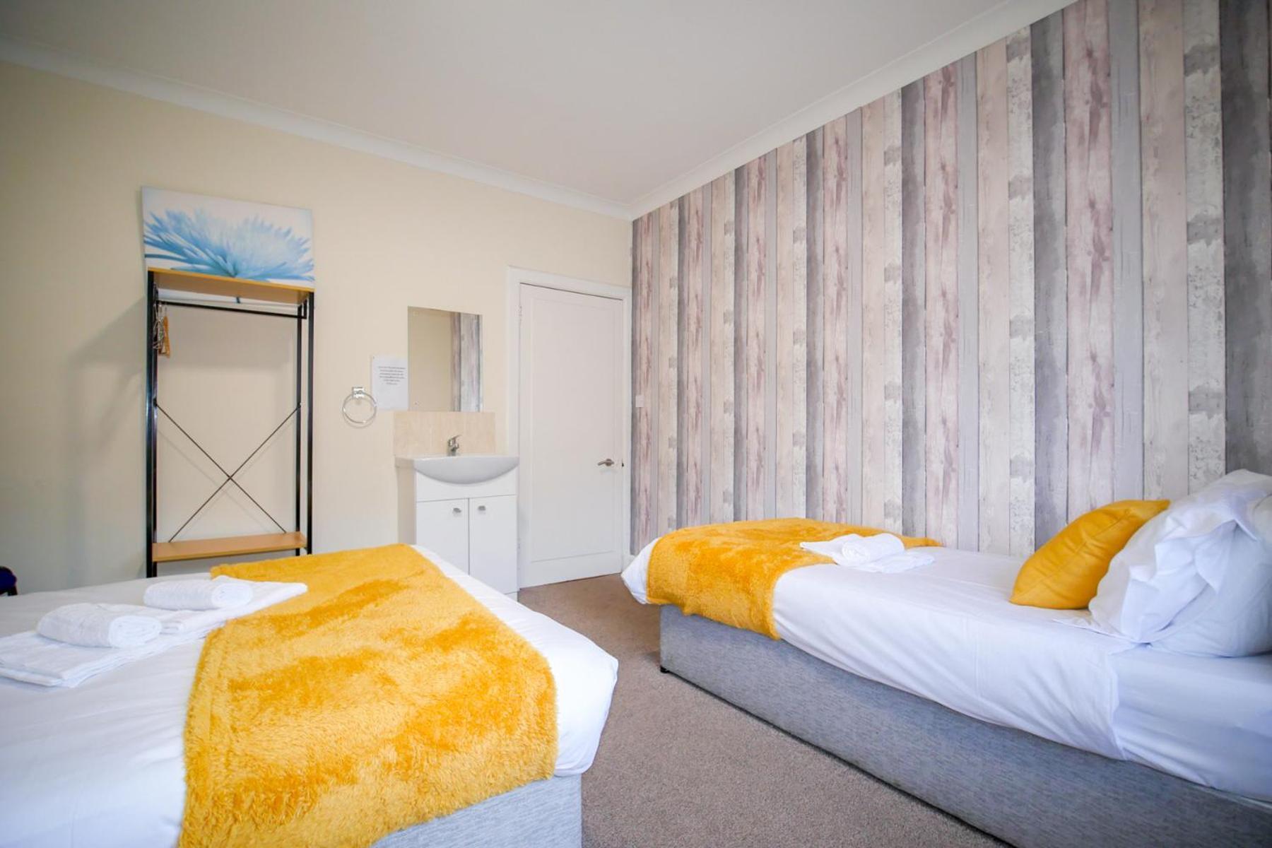 Lochlash 3 Bedroom House Inverness Luaran gambar